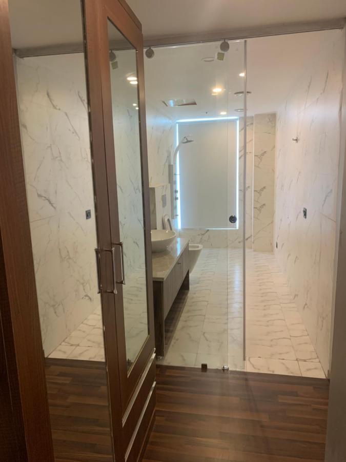 Claret Inn & Suite Далхаузи Екстериор снимка